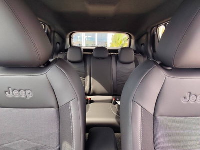 Jeep Avenger 1.2 turbo 85th Anniversary fwd 100cv (19)