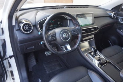 Mg EHS Plug-in Hybrid Exclusive (13)