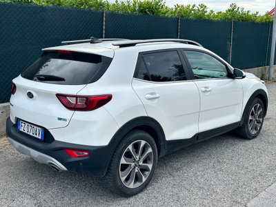 Kia Stonic 1.4 MPI EcoGPL Urban (3)