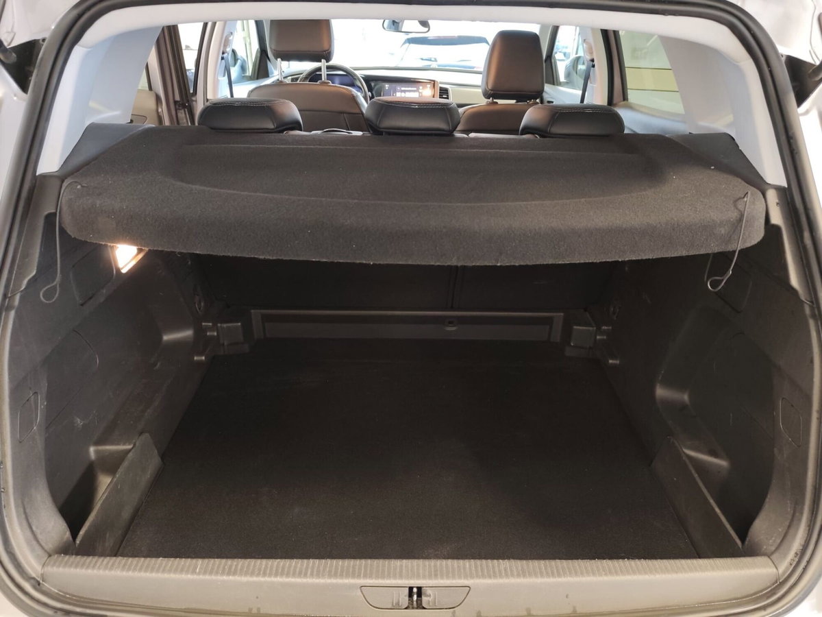 Opel Grandland 1.5 diesel Ecotec aut. Business Elegance (17)