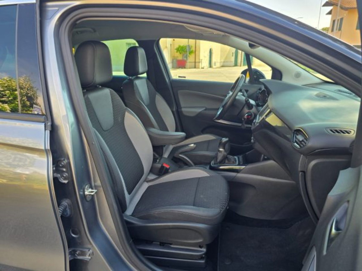 Opel Crossland X 1.6 ECOTEC D 8V Start&Stop Innovation (13)