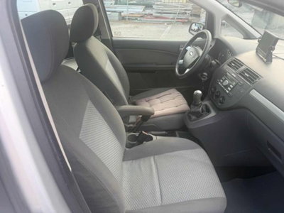 Ford Focus 1.6 TDCi (110CV) Ghia (8)