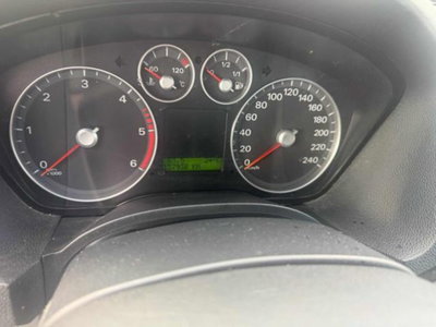 Ford Focus 1.6 TDCi (110CV) Ghia (11)