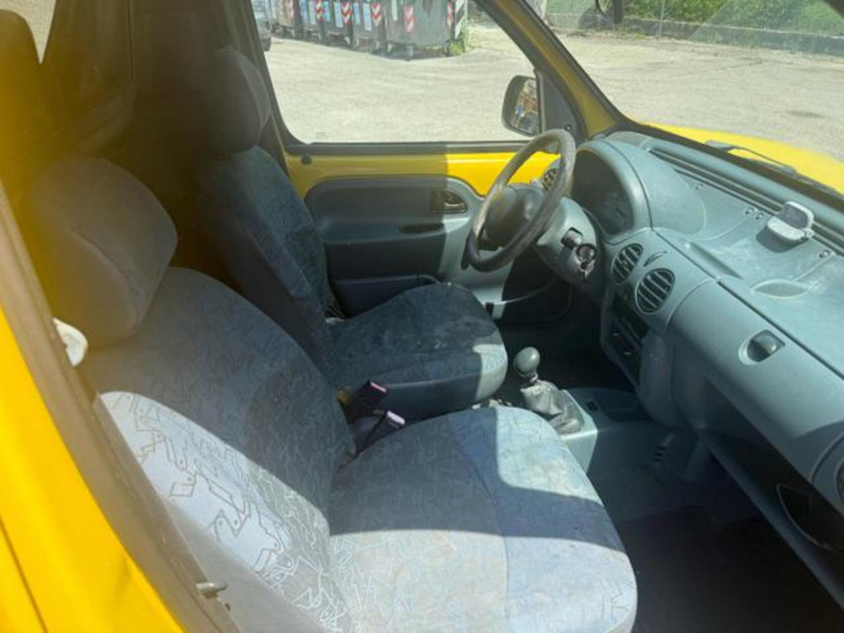 Renault Kangoo 1.9 D 65CV cat Express (10)