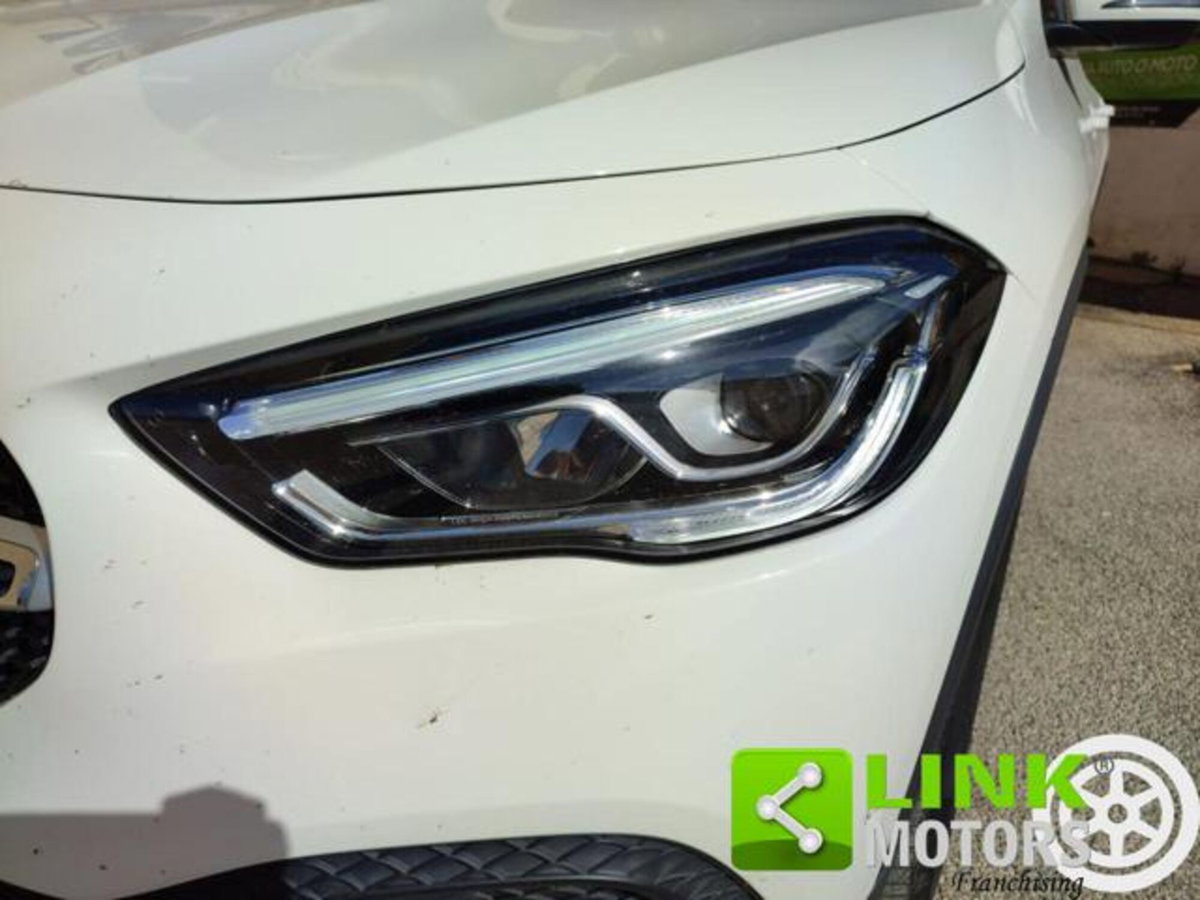 Mercedes-Benz GLA SUV 200 d Automatic Sport (10)