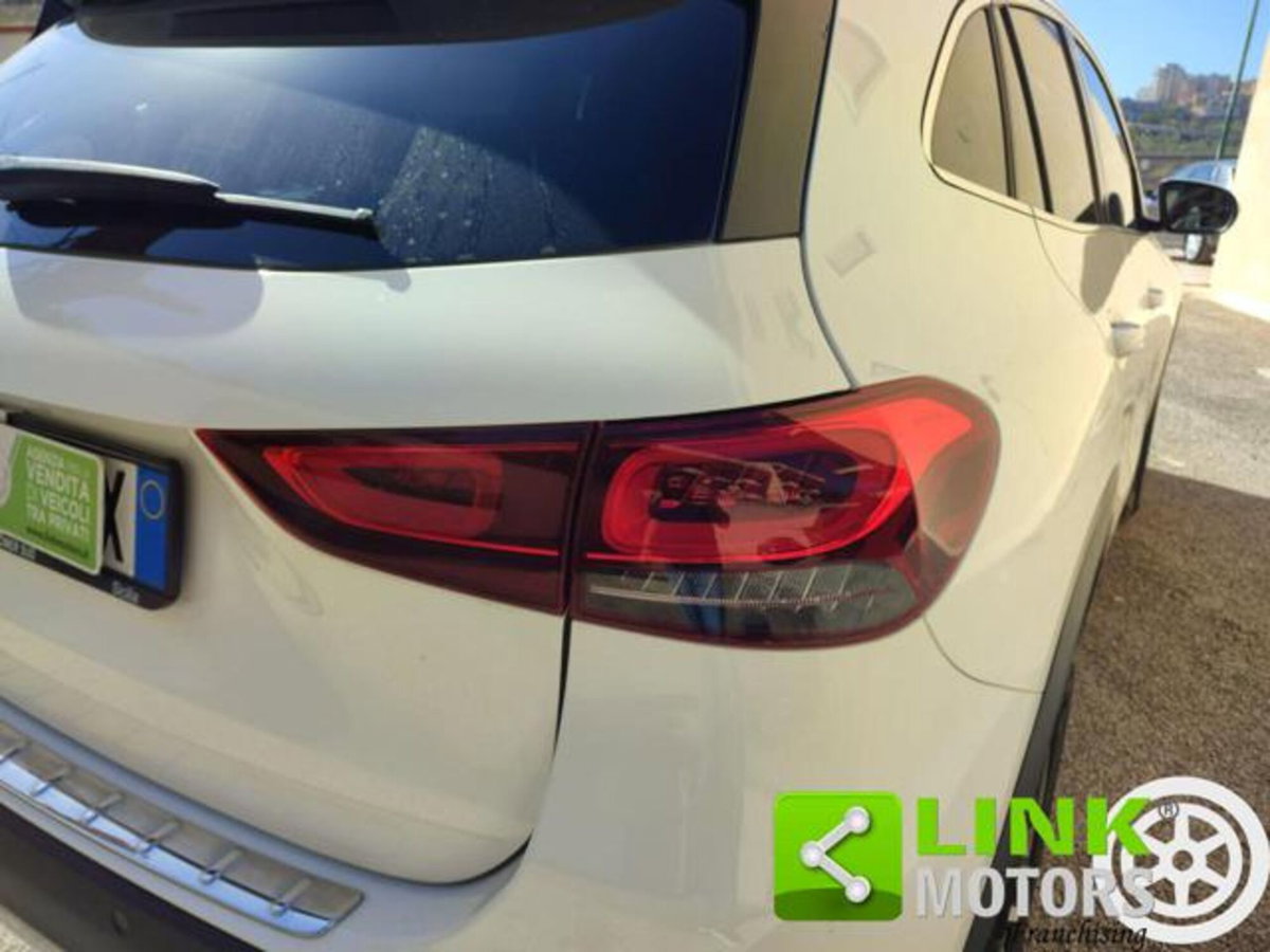 Mercedes-Benz GLA SUV 200 d Automatic Sport (12)