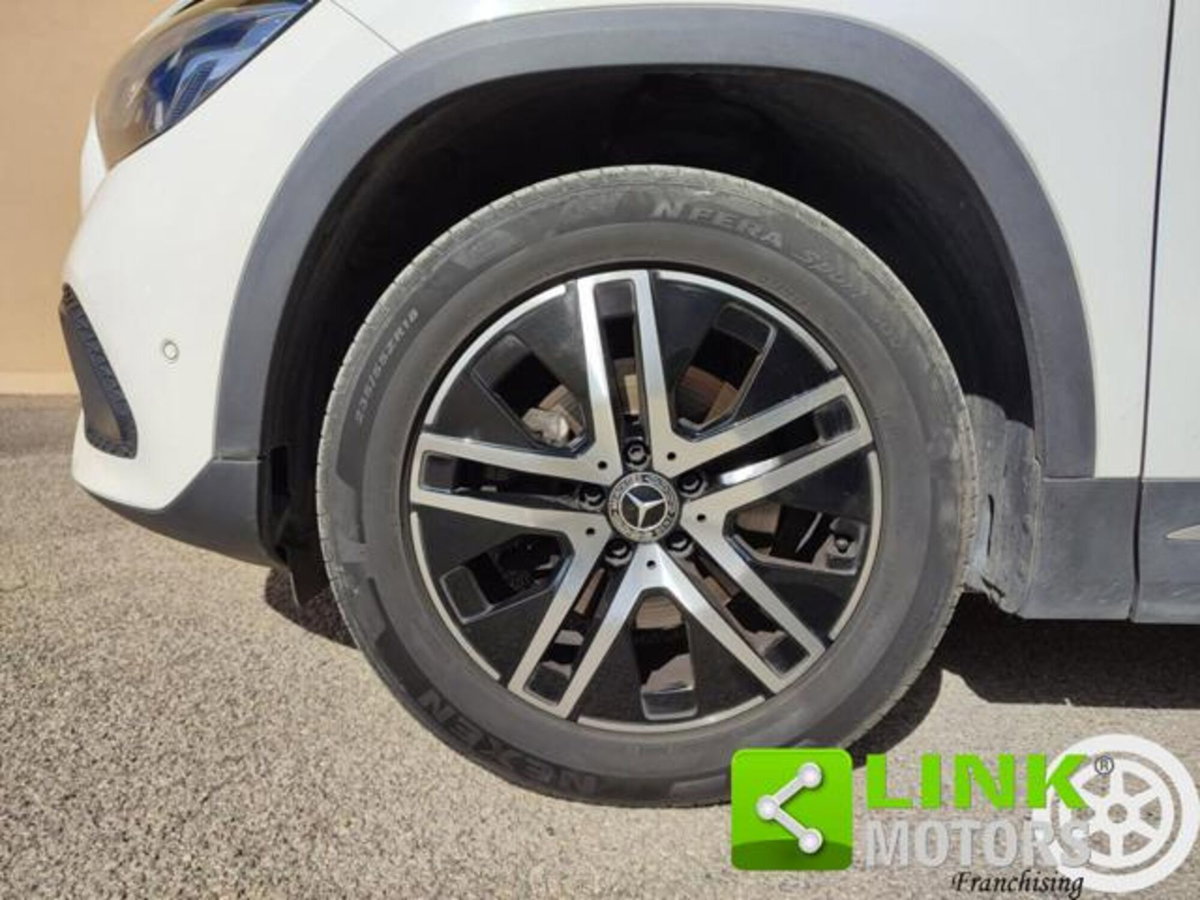 Mercedes-Benz GLA SUV 200 d Automatic Sport (13)