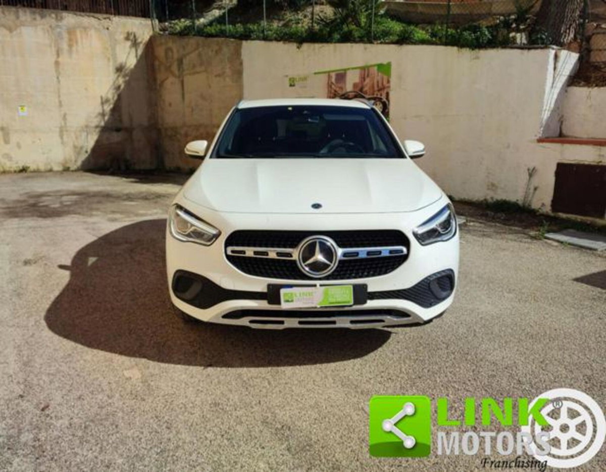 Mercedes-Benz GLA SUV 200 d Automatic Sport (2)