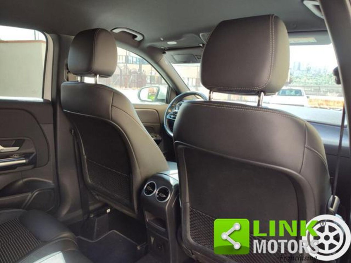Mercedes-Benz GLA SUV 200 d Automatic Sport (20)