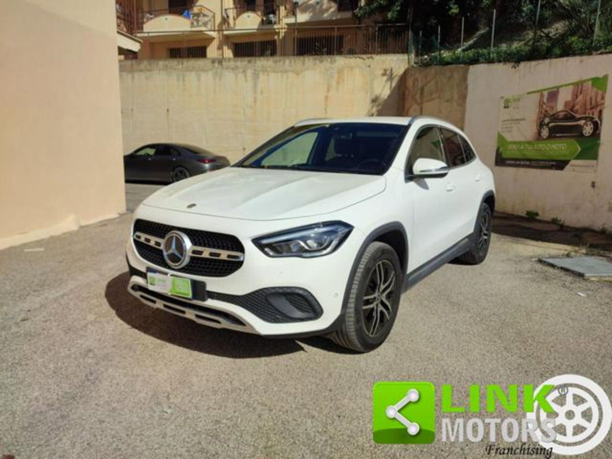 Mercedes-Benz GLA SUV 200 d Automatic Sport (3)