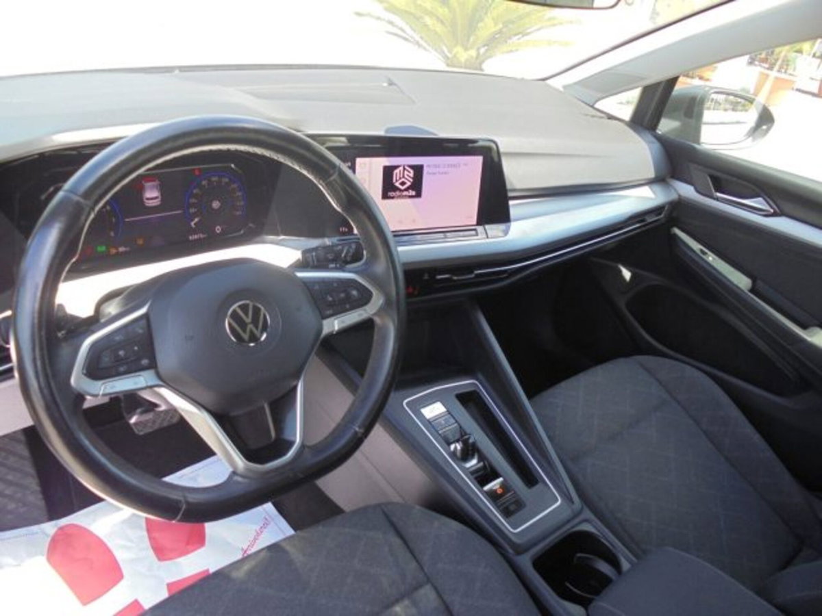 Volkswagen Golf Variant 1.0 eTSI EVO DSG Life (18)