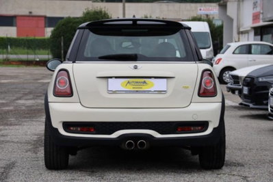 MINI Mini 1.6 16V Cooper S (10)