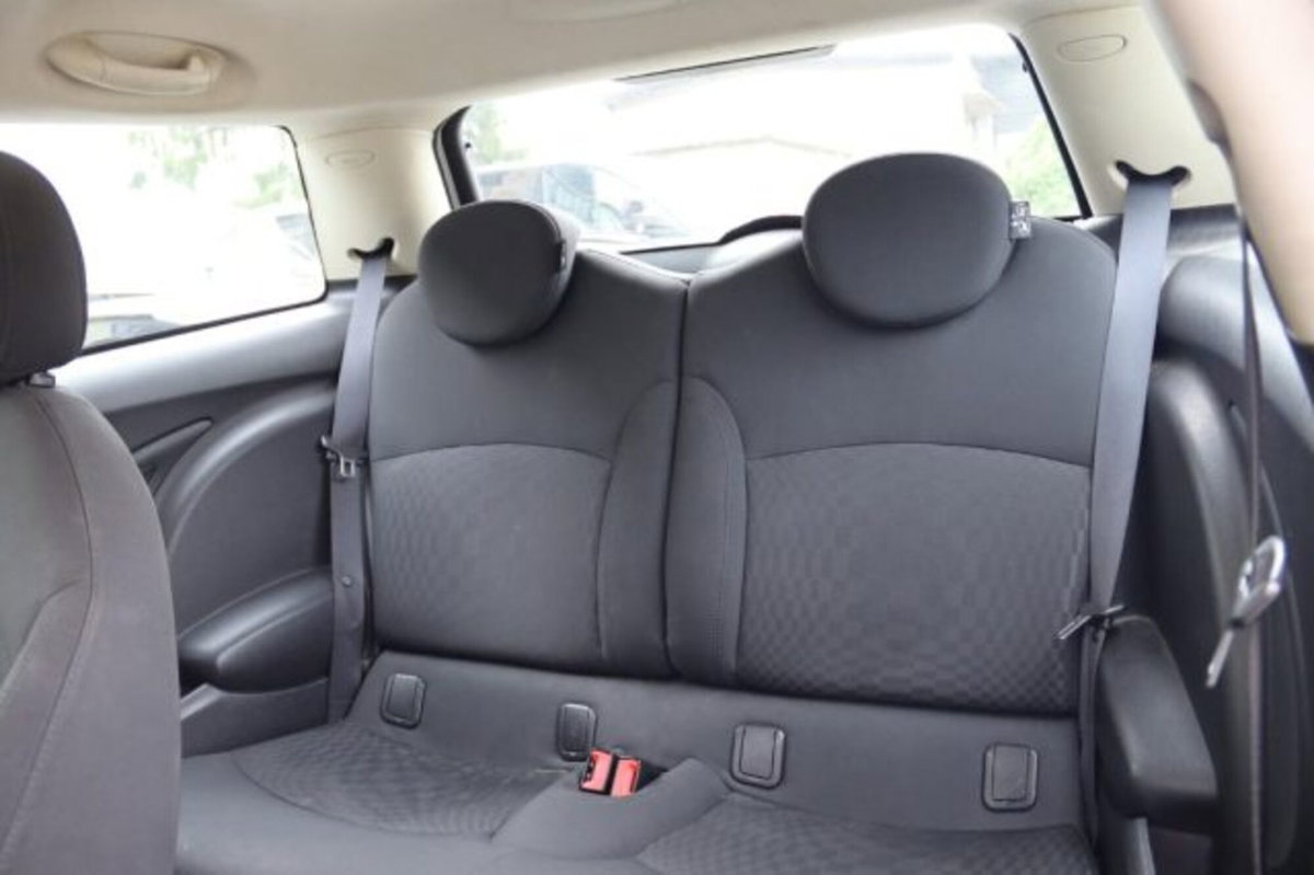 MINI Mini 1.6 16V Cooper S (15)