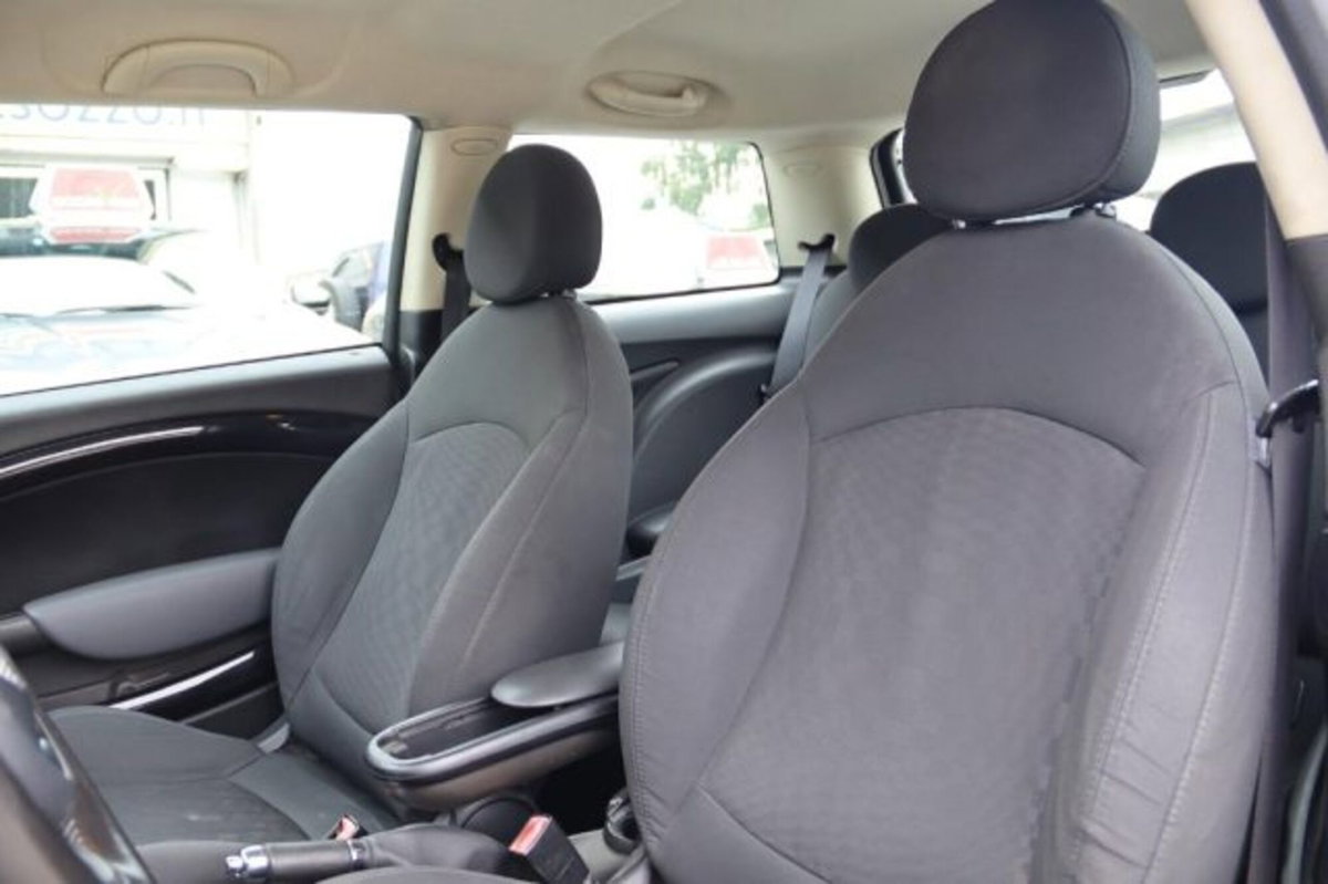 MINI Mini 1.6 16V Cooper S (16)