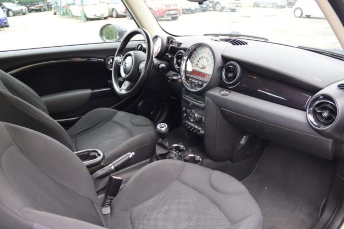 MINI Mini 1.6 16V Cooper S (20)