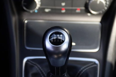 Mercedes-Benz Classe A 180 Premium (12)