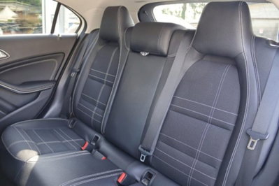 Mercedes-Benz Classe A 180 Premium (14)