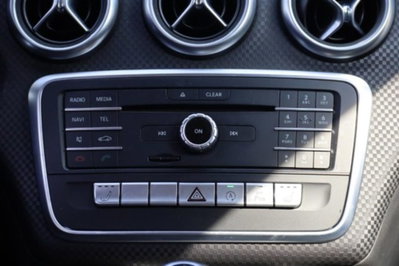 Mercedes-Benz Classe A 180 Premium (20)