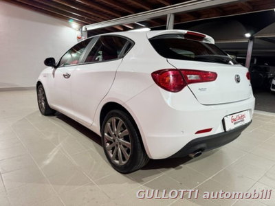 Alfa Romeo Giulietta 1.6 JTDm Business 120cv (4)