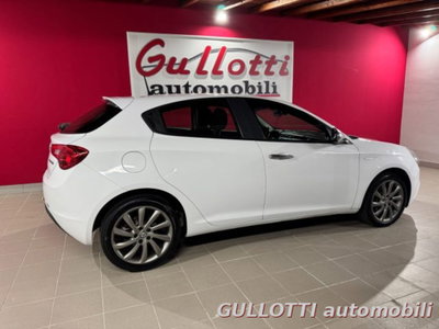 Alfa Romeo Giulietta 1.6 JTDm Business 120cv (7)