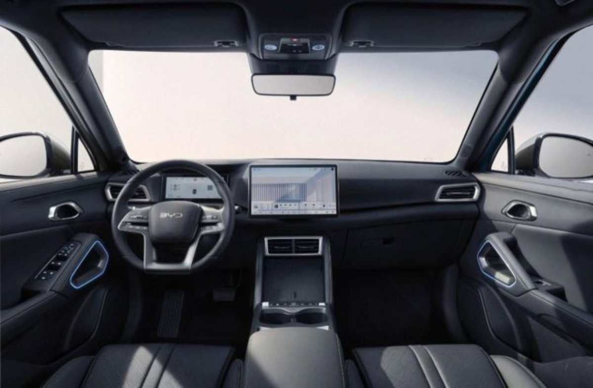Byd Atto 2 DM-i 1.5 phev Active 165cv (5)