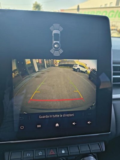 Renault Captur Plug-in Hybrid E-Tech 160 CV Intens (15)