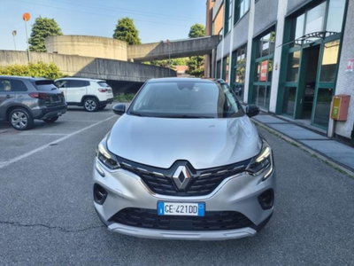 Renault Captur Plug-in Hybrid E-Tech 160 CV Intens (2)