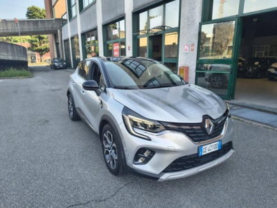 Renault Captur Plug-in Hybrid E-Tech 160 CV Intens (3)