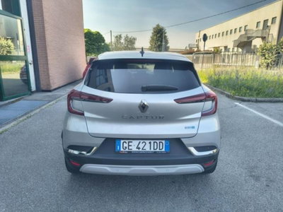 Renault Captur Plug-in Hybrid E-Tech 160 CV Intens (6)
