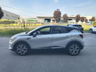 Renault Captur Plug-in Hybrid E-Tech 160 CV Intens (8)
