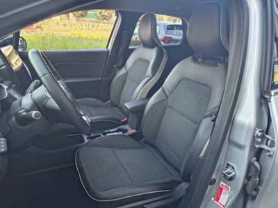 Renault Captur Plug-in Hybrid E-Tech 160 CV Intens (9)