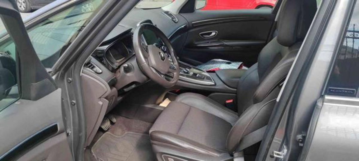 Renault Espace dCi 160CV EDC Energy Intens (9)
