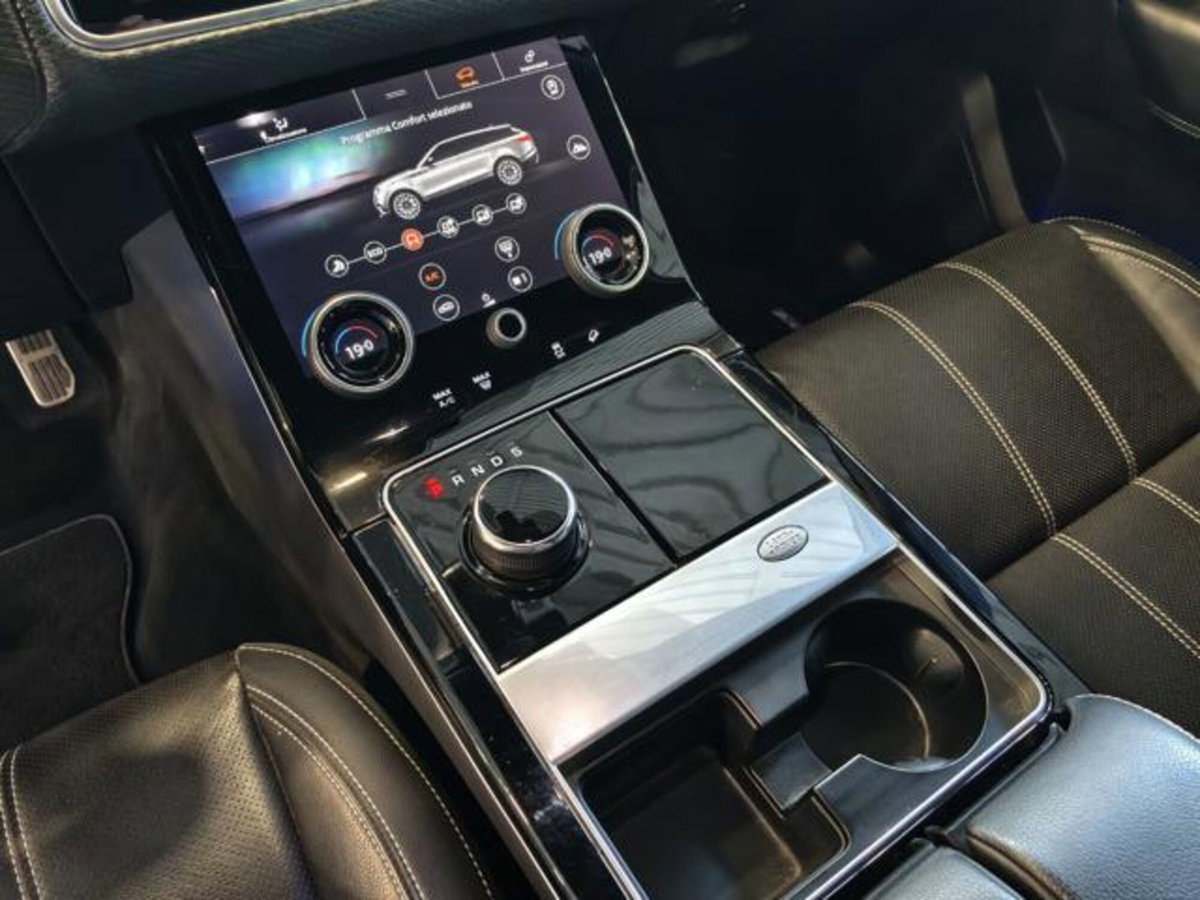 Land Rover Range Rover Velar 2.0D I4 240 CV R-Dynamic HSE (15)