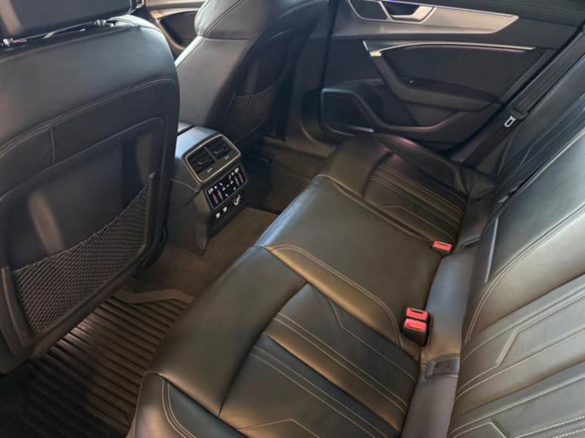 Audi A6 Avant 50 3.0 TDI quattro tiptronic (15)