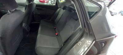 SEAT Leon 1.6 TDI 115 CV 5p. Style (6)