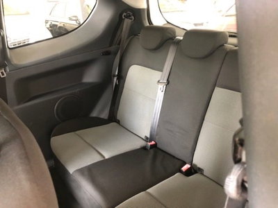 Mitsubishi Colt 1.1 12V 3p. GPL Inform (6)