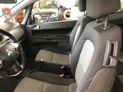 Mitsubishi Colt 1.1 12V 3p. GPL Inform (7)
