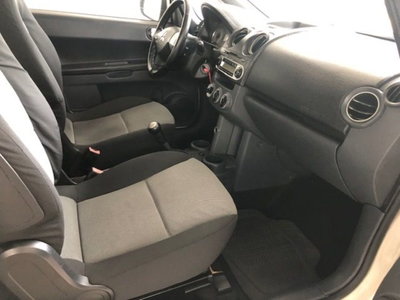 Mitsubishi Colt 1.1 12V 3p. GPL Inform (9)