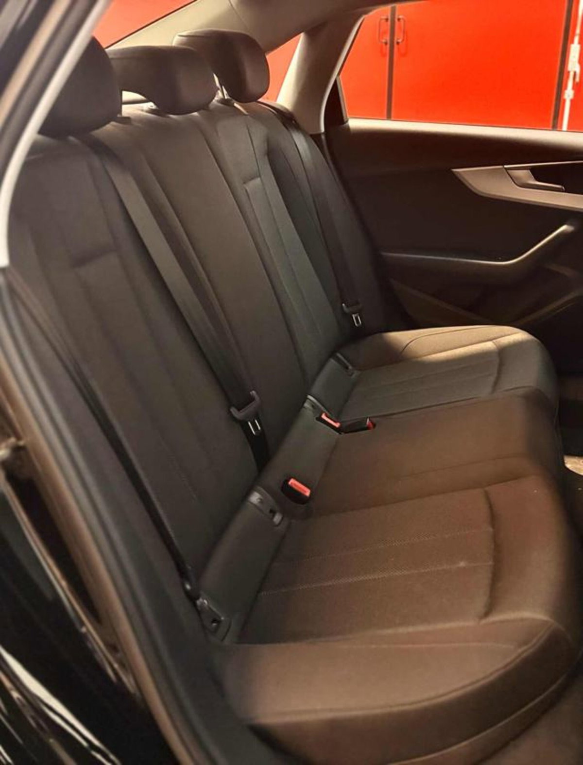 Audi Q3 35 TDI quattro S tronic Business (16)