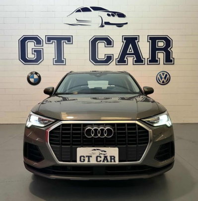 Audi Q3 35 TDI quattro S tronic Business (2)