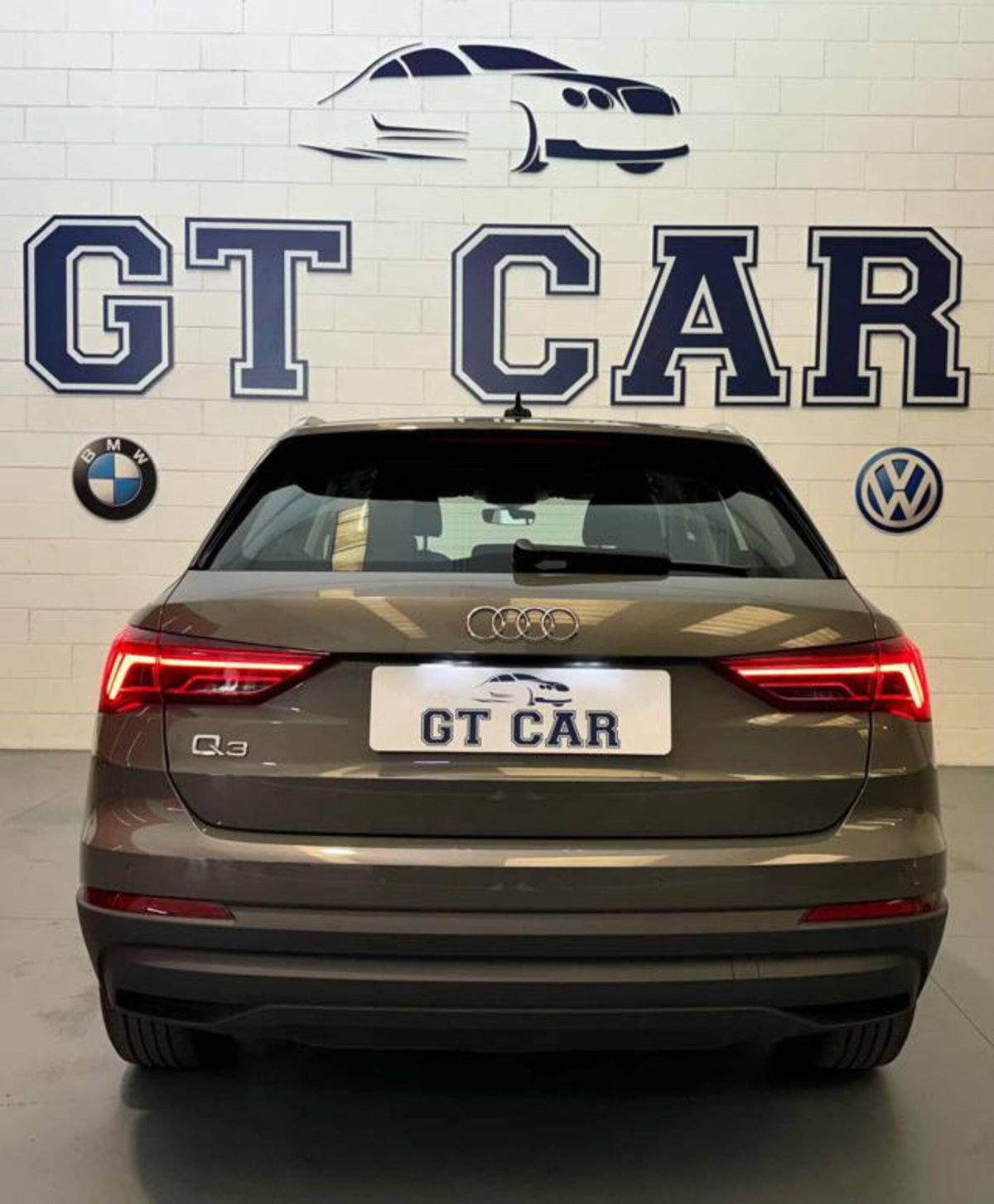 Audi Q3 35 TDI quattro S tronic Business (8)