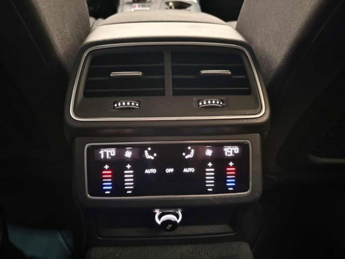 Audi A6 40 2.0 TDI S tronic Business (18)