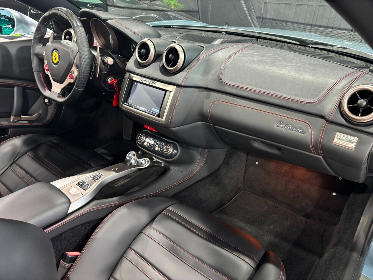 Ferrari California Spider California DCT (13)