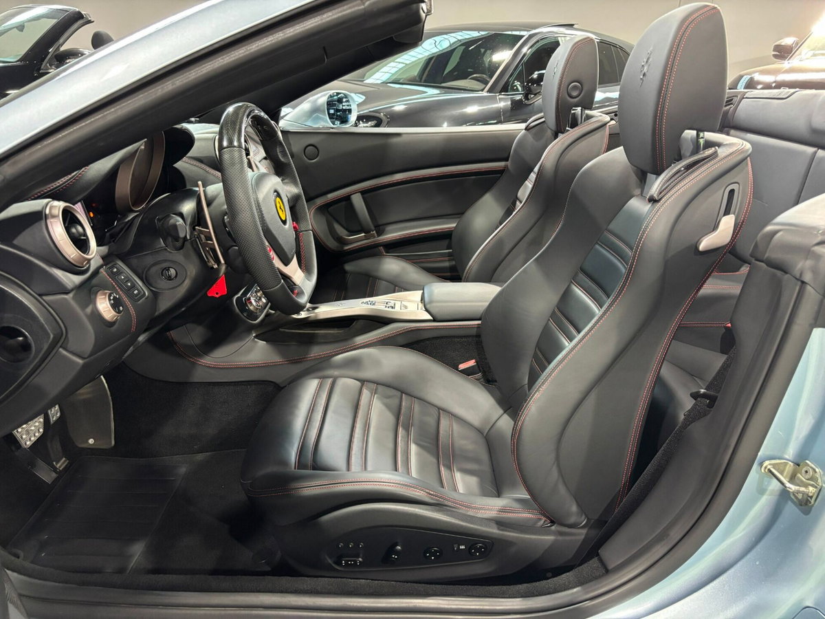 Ferrari California Spider California DCT (8)