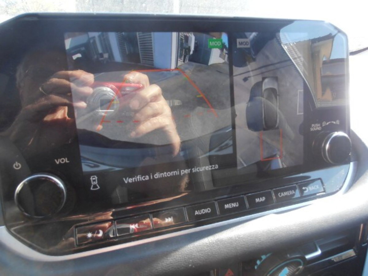 Nissan Qashqai MHEV 158 CV Xtronic Premiere Edition (9)