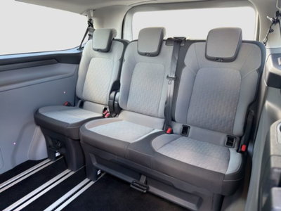 Ford Tourneo Custom 320 2.0 EcoBlue 150CV PL Titanium (11)