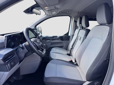 Ford Tourneo Custom 320 2.0 EcoBlue 150CV PL Titanium (9)