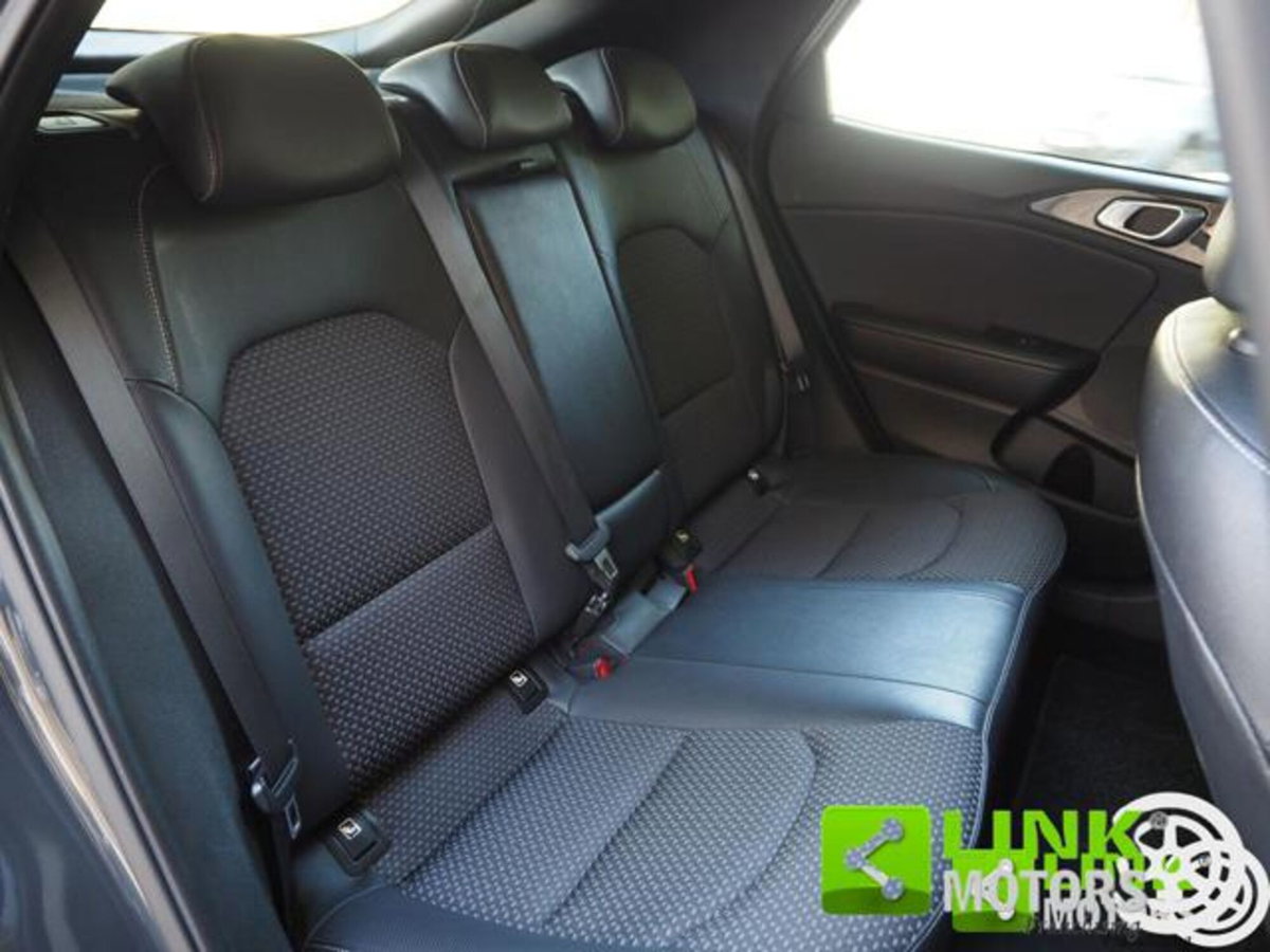 Kia XCeed 1.6 CRDi 136 CV MHEV iMT Style (18)