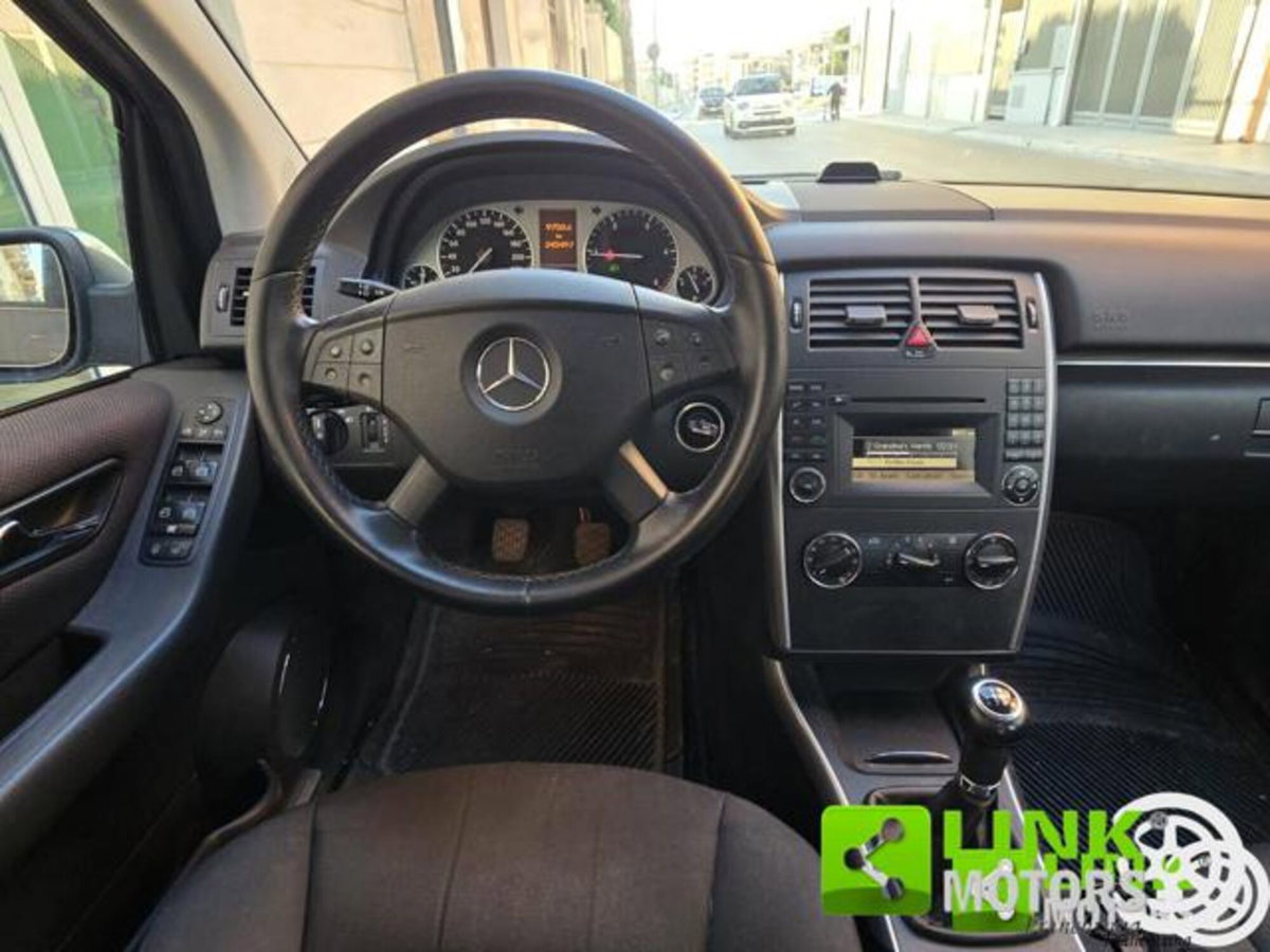Mercedes-Benz Classe B 180 CDI Executive (10)
