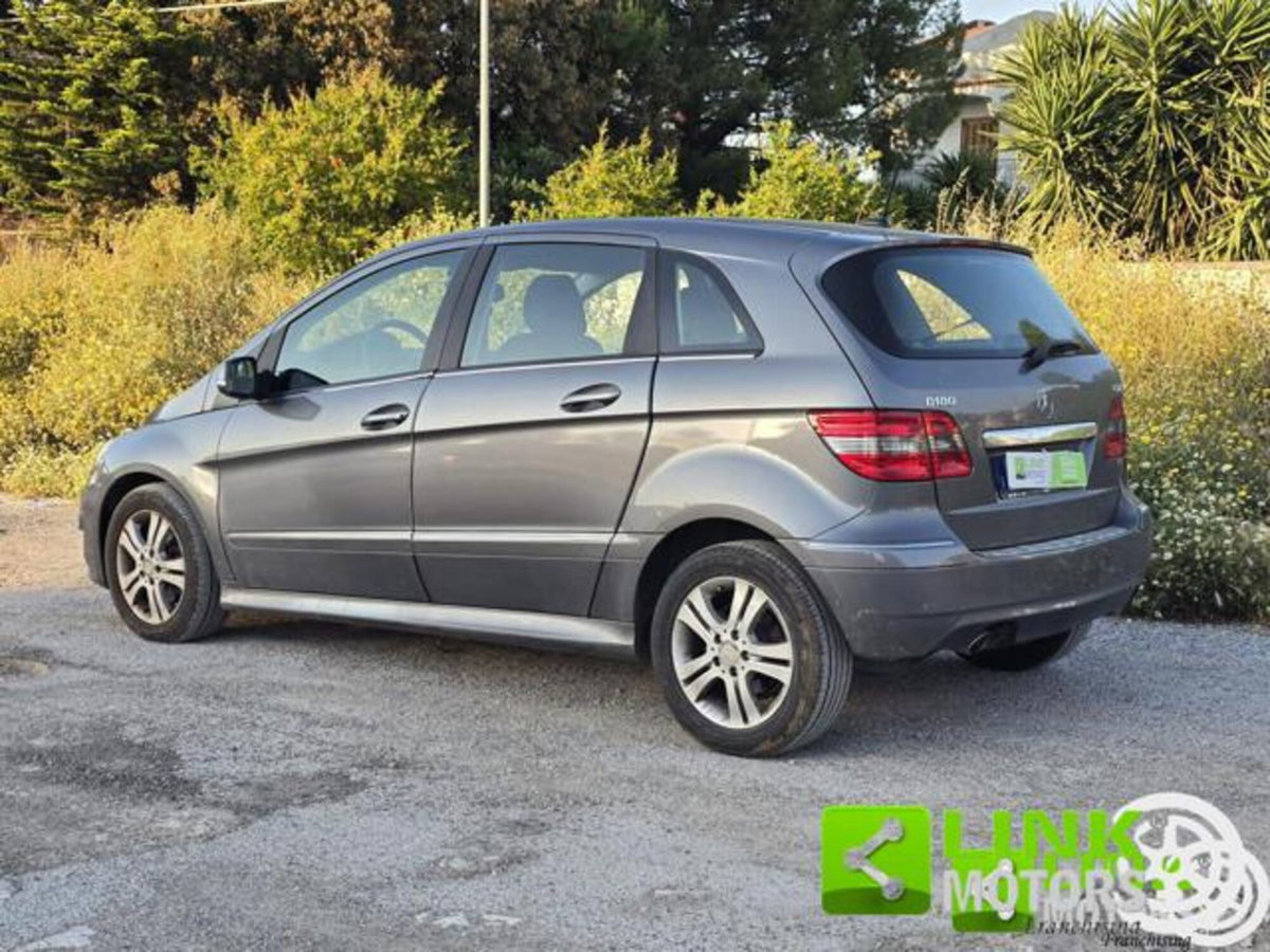 Mercedes-Benz Classe B 180 CDI Executive (17)
